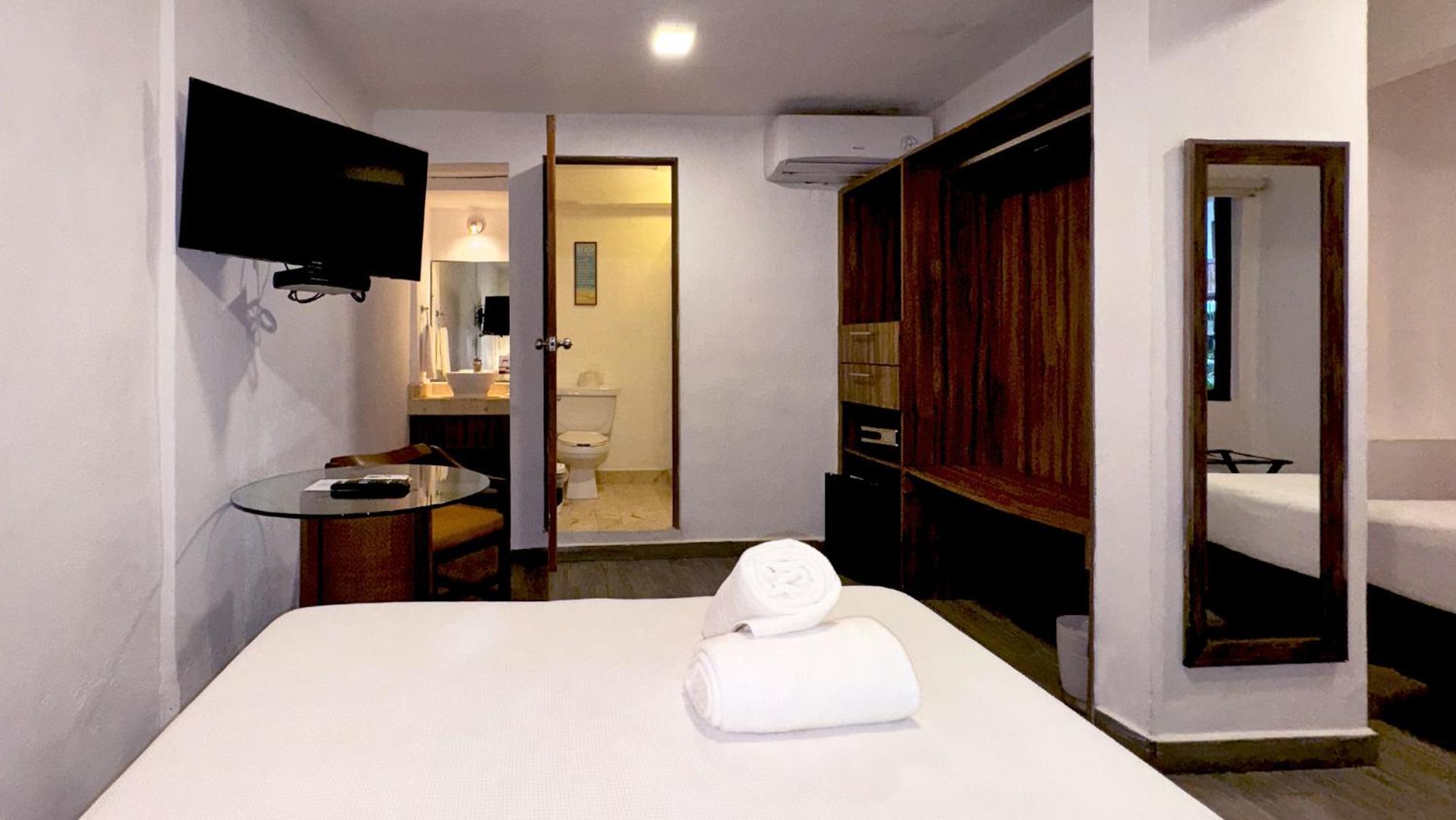 Siesta Fiesta Hotel Adults Only - 5Th Avenue プレヤデルカーメン 部屋 写真